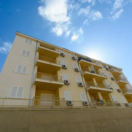 Meri Apartment *